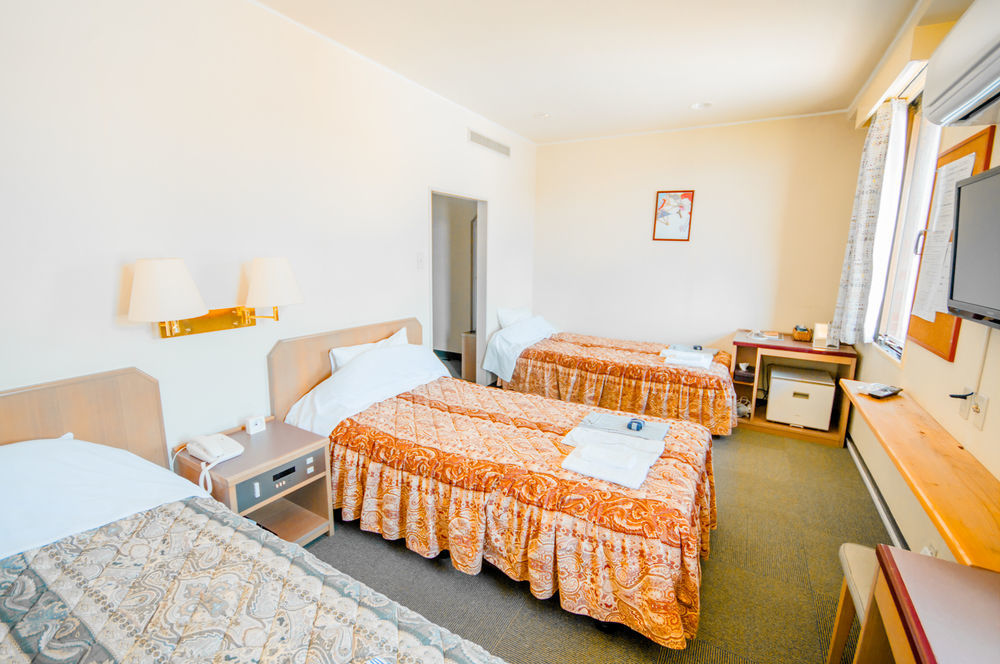 Sansui Global Inn Урешино Екстериор снимка