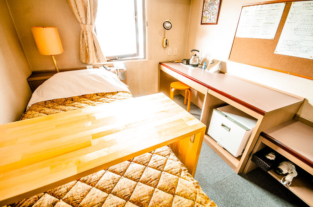 Sansui Global Inn Урешино Екстериор снимка